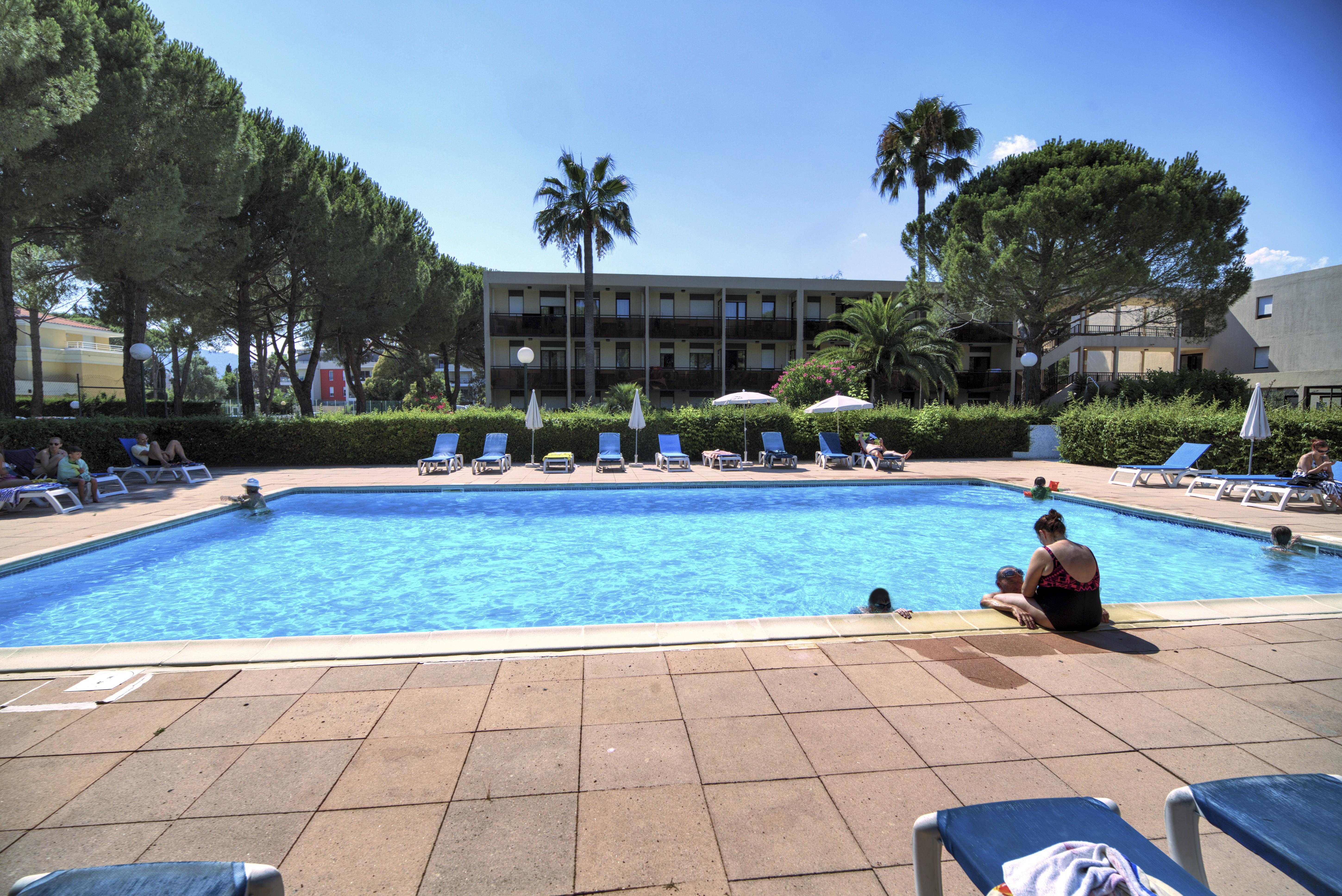 Residence Pierre & Vacances Les Jardins Ombrages Мандельє-ла-Напуль Екстер'єр фото