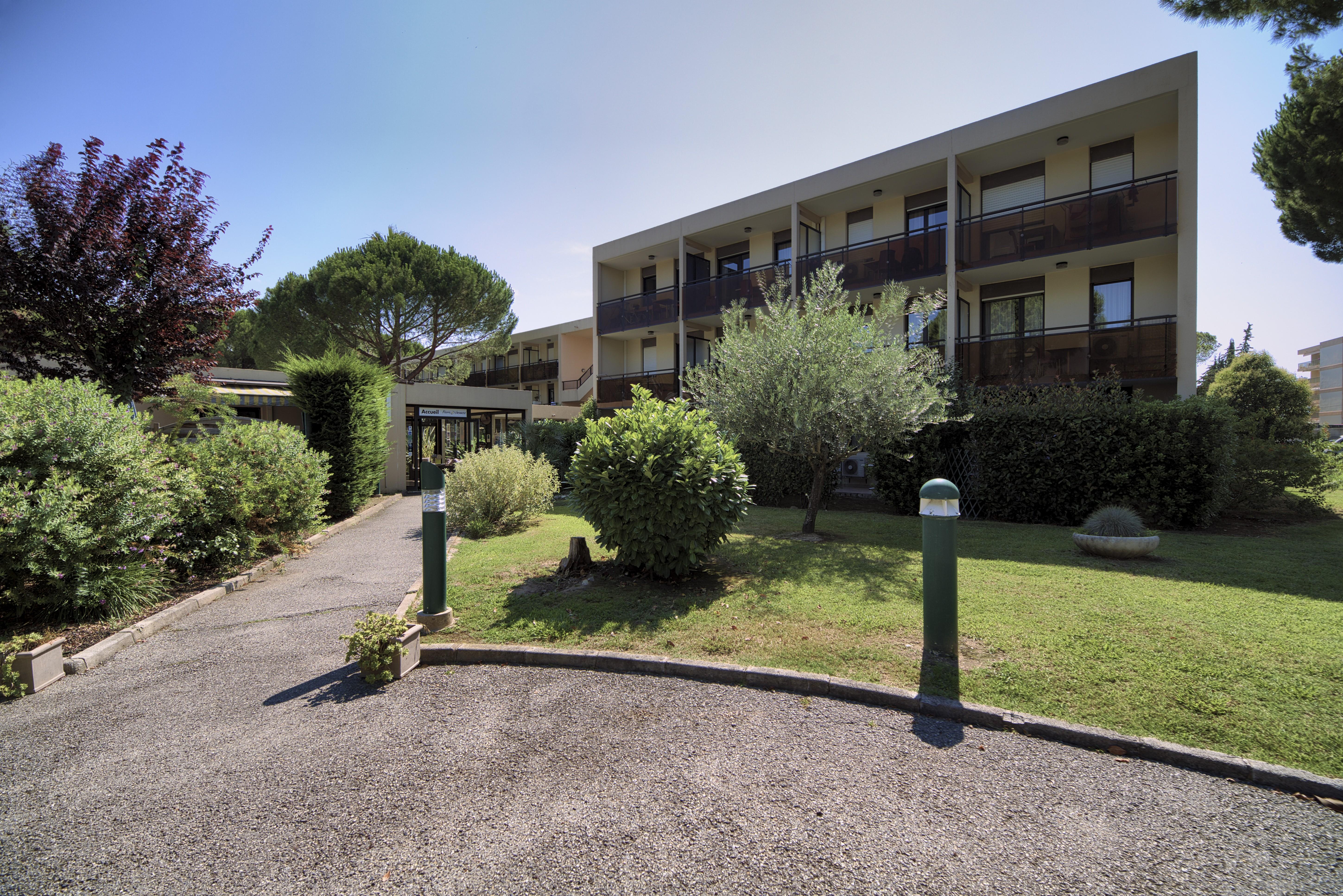 Residence Pierre & Vacances Les Jardins Ombrages Мандельє-ла-Напуль Екстер'єр фото