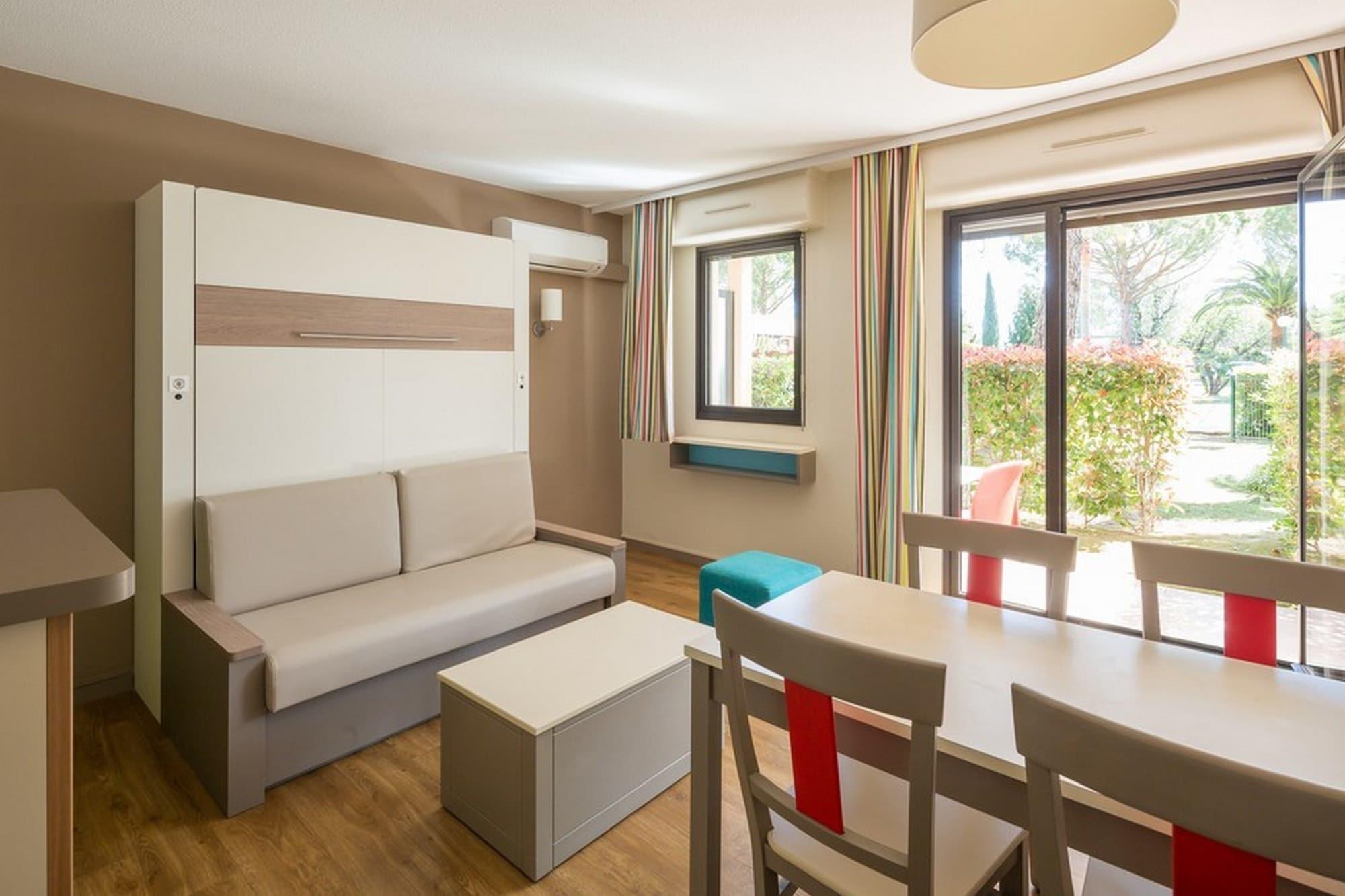 Residence Pierre & Vacances Les Jardins Ombrages Мандельє-ла-Напуль Екстер'єр фото