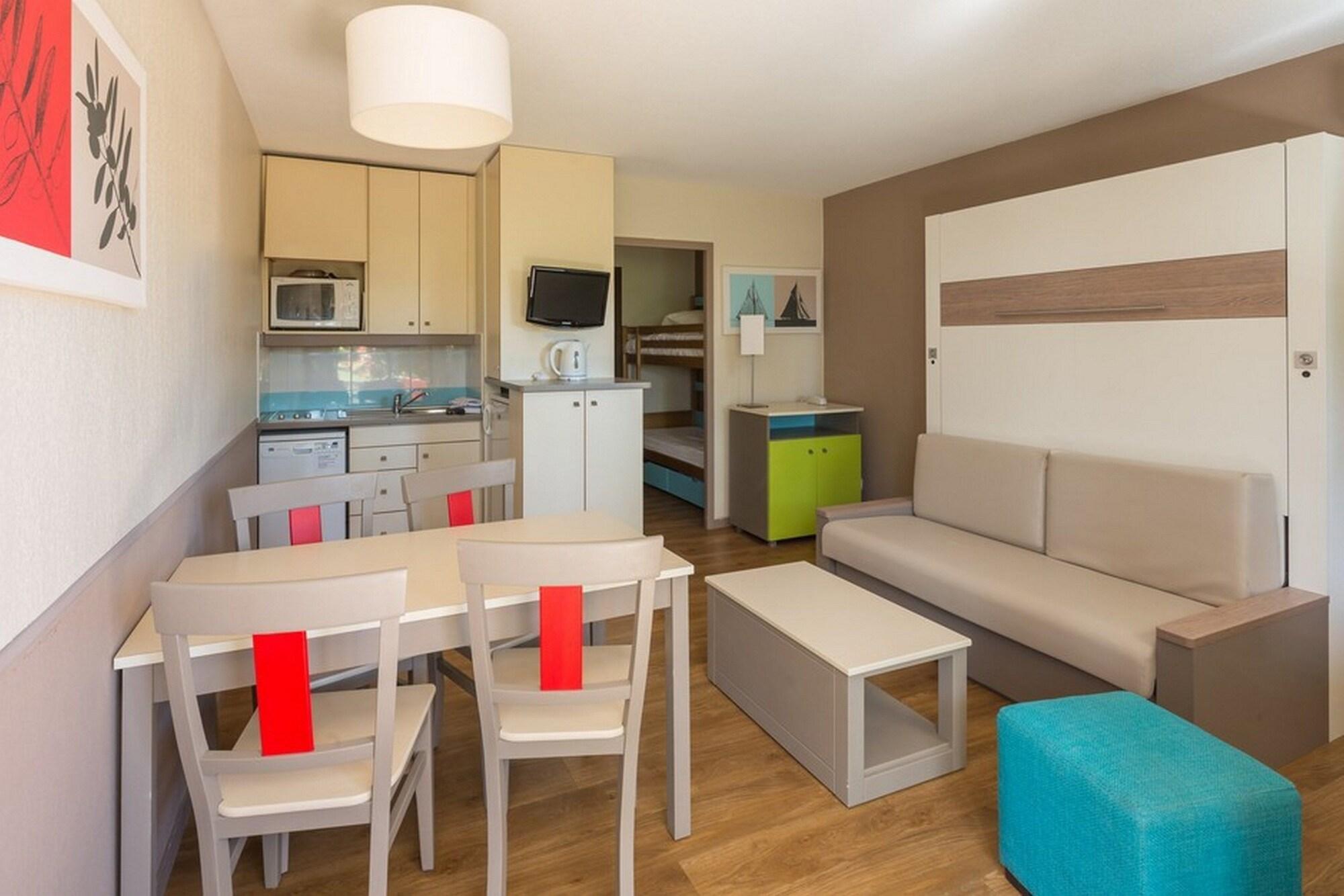 Residence Pierre & Vacances Les Jardins Ombrages Мандельє-ла-Напуль Екстер'єр фото