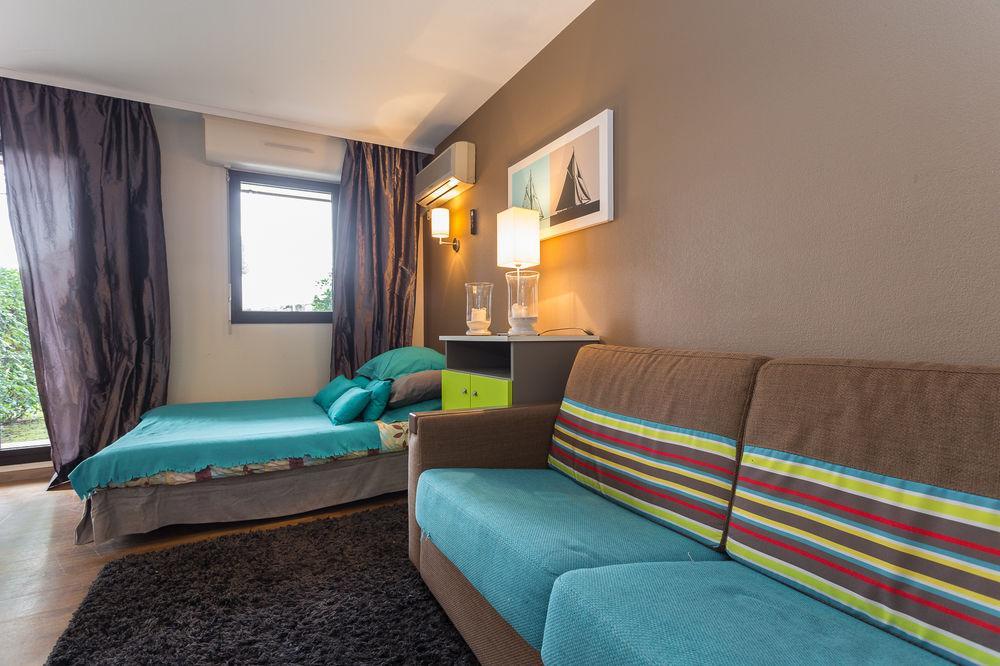 Residence Pierre & Vacances Les Jardins Ombrages Мандельє-ла-Напуль Екстер'єр фото
